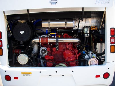 nice clean cummins engine in HT45 coach